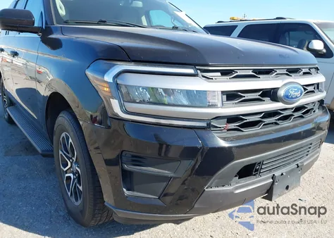 2022 Ford Expedition Xlt z USA, uszkodzony, nr VIN 1FMJU1HT6NEA26976